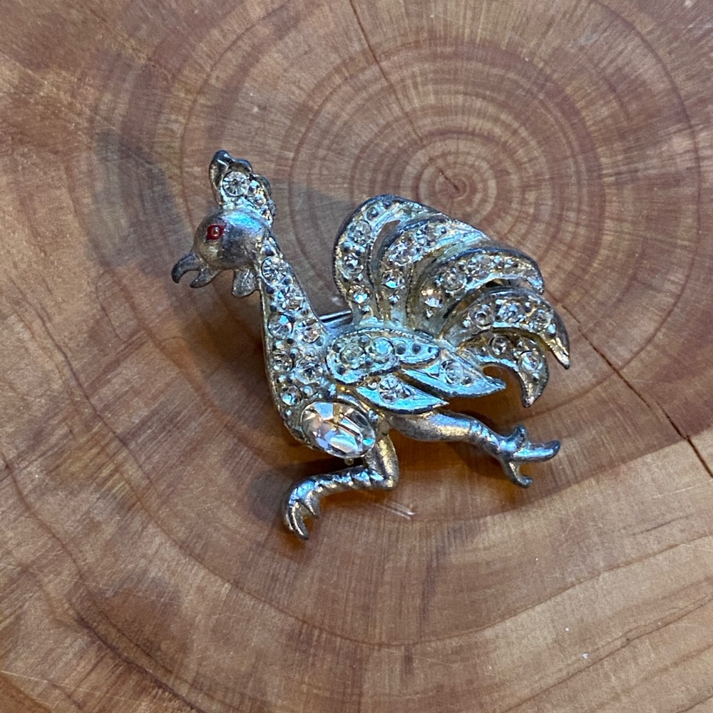 Vintage silver tone and rhinestone rooster or roadrunner 1 1/4 inches